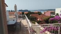 Apartmani Fani 2 min walking from sea - B&B Orebić