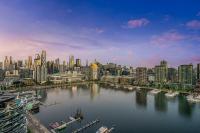 Marina Tower 28FL Waterfront Appt, With Parking, Heated Pool, Gym & Library! - Ferienwohnung Melbourne