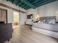 Old Town Home Collection - B&B Siviglia