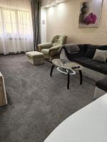 MAXX Lake Apart - Ferienwohnung Bacău