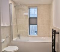 Stylish 2Bed 2Bath Apt, Central Leeds, Sleeps 4 - B&B Leeds