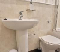 Stylish 2Bed 2Bath Apt, Central Leeds, Sleeps 4 - B&B Leeds