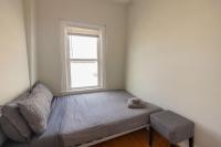 Spacious City Retreat, 3BR - B&B Boston