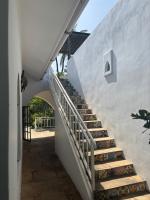 Mwanana House 3 bedroom Villa Pool, Walk to Beach - B&B Watamu