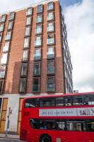 Westminster 2 bed 2 bath apartment with Air-Con - B&B London