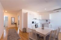 Apartamento de 1 dormitorio con balcón