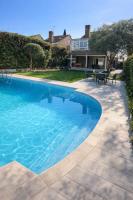 Luxury Villa Chalet with garden and private pool - Chambres d'hôtes Rivas-Vaciamadrid