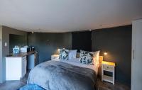 A Stone's Throw - B&B Grahamstown