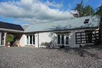 B&B Carmarthen - Rhiwiau Self Catering - Bed and Breakfast Carmarthen