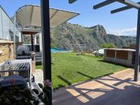 Villa Rokka Luxe - Free Private Heated Pool, Hot Tub, and more - Bed and Breakfast Kíssamos