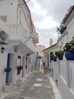 Almyra traditional residence - B&B Andros