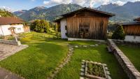 Ferienwohnungen Pez Regina - B&B Lumbrein