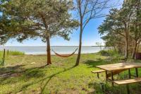 On Stumpy Point Bay, a Bay Fed By Pamlico Sound - B&B Stumpy Point