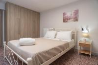The Grand Stallion Apartment - B&B Pesáda