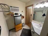 Queen Room - Disability Access