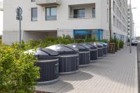 Sunny New-Build Studio, AC, Direct Tram to Center - B&B Bratislava