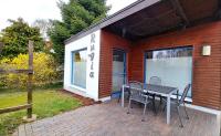Bungalow Rugia Breege - großer Garten, Hunde willkommen - Bed and Breakfast Breege
