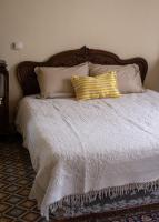 Deluxe Double Room (2 Adults + 1 Child)