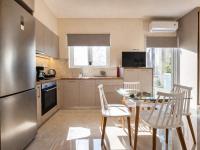 Sunny Minimal Studio Near Metro by ΜΡS - B&B Atene