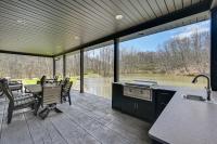 Family Retreat w/ Fire Pit & Yard in Mineral City - B&B Mineral City