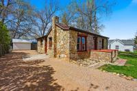 100-Year-Old Historic Homestead in Sturgis - B&B Sturgis