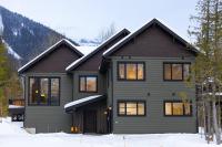 Powder House Chalet by Fernie Central Reservations - B&B Fernie