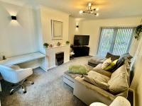 Comfortable 3BR house-parking close to city centre - B&B Kidlington