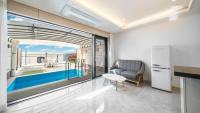 Double or Twin Room with Sea View