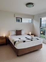 The Watch House - Panoramic Views of Bicheno Ocean - B&B Bicheno