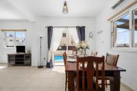 Villa Tia by Ezoria Villas - B&B Ayia Napa