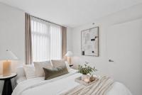Cozy 2BR Oasis Downtown Vancouver Gem - Chambres d'hôtes Vancouver