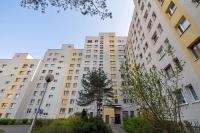 Designerskie Apartamenty Niedaleko Miasta Ogrodów by Noclegi Renters - Chambres d'hôtes Katowice