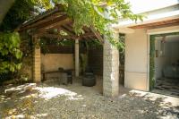 La Hutte de la Tortue Rez-de-jardin Patio au Calme - Chambres d'hôtes Romans-sur-Isère