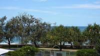 Rolling Surf Resort Unit 48 - Ferienwohnung Caloundra