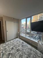 Private room Vancouver Downtown with city views with shared bathroom - Bed and Breakfast Vancouver