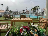 Appartamento Moderno Puerta del Sol Piscina, Wi-Fi e Terrazza a Caleta de Fuste - B&B Caleta de Fuste
