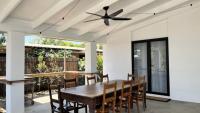 Beachside Bliss In The Crown - B&B Kawana Waters
