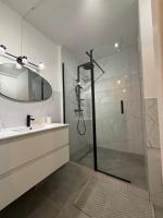 Appartement T2 rénové avec balcon et parking - B&B Metz