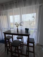 Appartement T2 rénové avec balcon et parking - B&B Metz