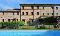 Belvedere Rosa Country House - Self-Catering Apartments with Pool and Views - Chambres d'hôtes Mogliano