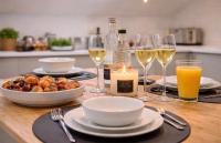 Duplex Apartment - Central Harrogate Apartment - Ferienwohnung Harrogate