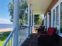 Les Quatre Vents - Lakefront & Private Beach - B&B Saint-Félicien