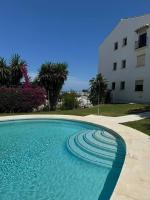 Apartamento moderno de 2 hab con vistas al mar - Ferienwohnung Sitio de Calahonda