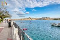 Bright & Modern 2BR - Prime Walkable Area - B&B Sliema