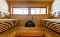 Charming Lapland Villa with Mountain Views and Private Sauna - B&B Pyhähuhta