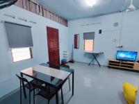 Homestay Budget Kampung Bunut Payong - B&B Kota Bharu