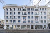 Designer Library House Studio, Walk to Old Town - Bed and Breakfast Riga