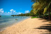 Beachfront Duplex with Estate Pool - B&B Bain Boeuf
