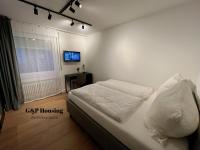 G&P Housing - Superior Zimmer III mit eigenem Badezimmer & Gemeinschaftsküche - B&B Altensteig