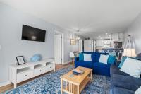 Oceanview Condo Pool Walk to CB Pier Villa - B&B Carolina Beach